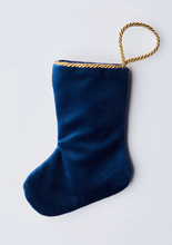 Load image into Gallery viewer, Santa's Bountiful Sleigh