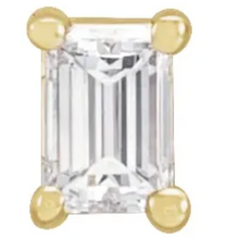 Load image into Gallery viewer, .08 CTW Diamond Stud Earring