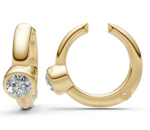 Load image into Gallery viewer, Bezel Set Round Diamond Ear Cuff