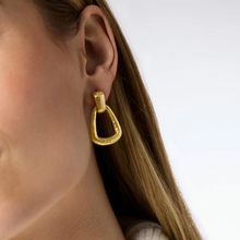 Load image into Gallery viewer, Sahara Demi Doorknocker Earring